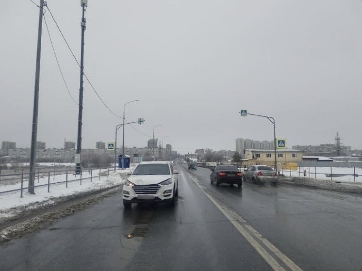 13-летний подросток попал под машину на пешеходном переходе в Оренбурге