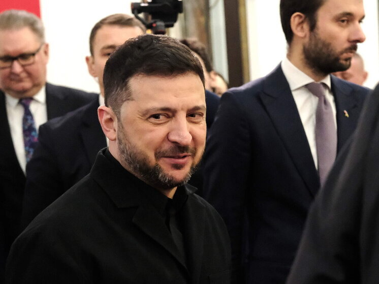 Президент Украины Зеленский анонсировал замену глав областных администраций