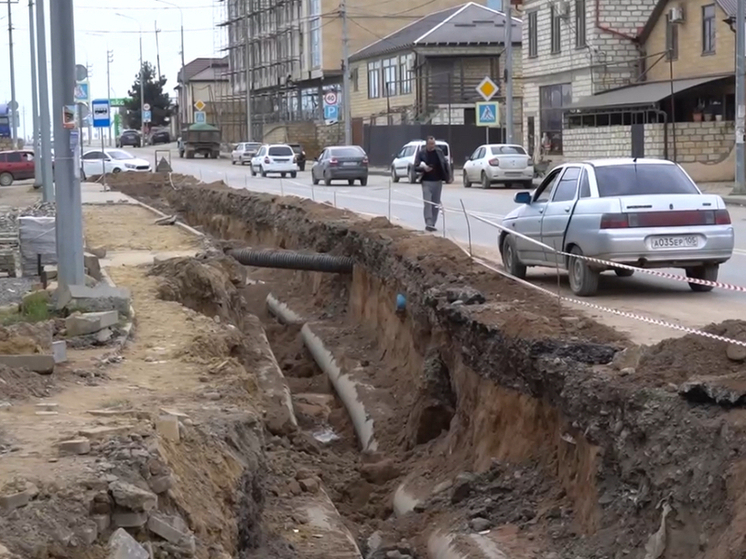 В Дербенте проводят замену коллекторов, подводящих стоки к очистным сооружениям