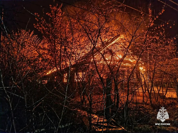 Во время тушения дома в Твери нашли тело женщины