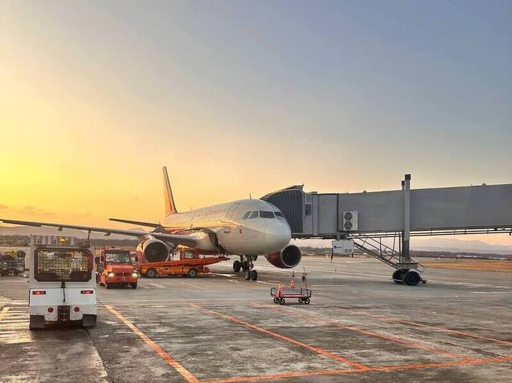 Задержанные рейсы на Курилы планируют выполнить сегодня