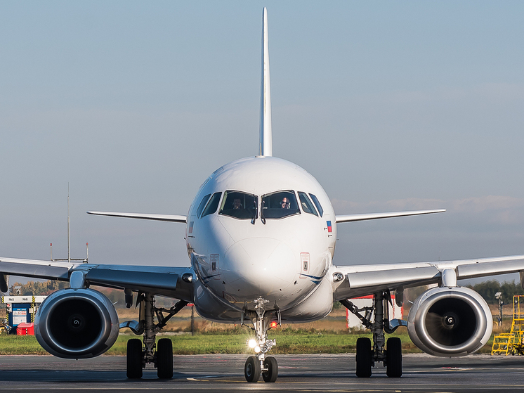 Рейсы из Новосибирска и Иркутска задерживаются из-за сильного ветра в Братске