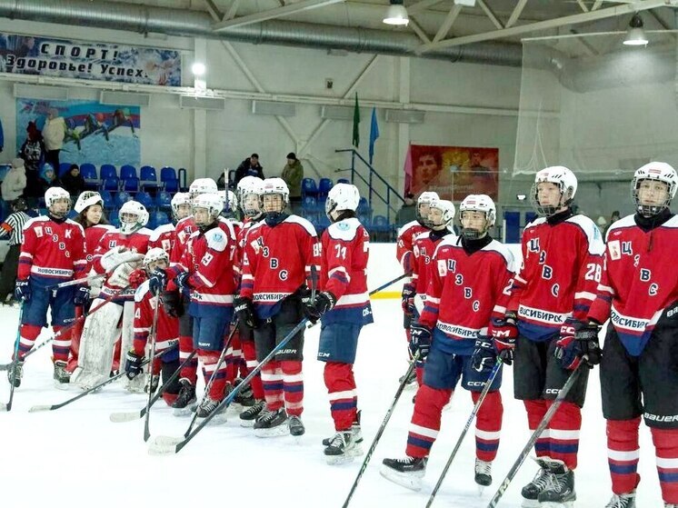 Хоккеисты из Новосибирска стали победителями областного этапа «Золотой шайбы»