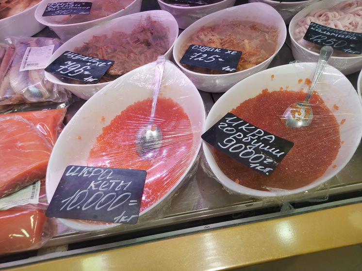 В Саратове перед Новым годом подешевела красная икра