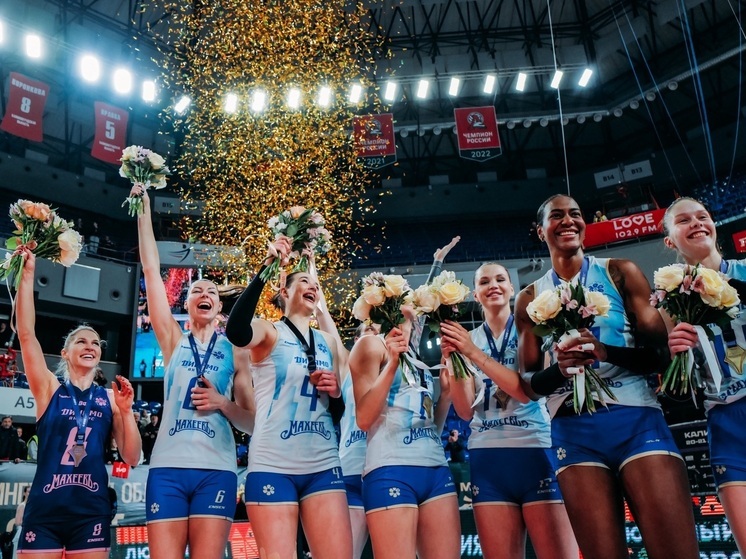 21 декабря 2025 года в Калининграде казанский «Динамо-Ак Барс» в пятисетовом матче одержал победу над «Заречьем-Одинцово» (3:2) и в четвёртый раз завоевал Суперкубок России, став самым титулованным клубом в истории турнира. Решающий сет завершился со счётом 15:9. Лучшей в матче признана Брайелин Мартинес — 26 очков.