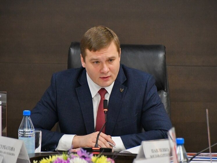 Глава Хакасии: республика выполнила все обязательства по строительству катка в Абазе