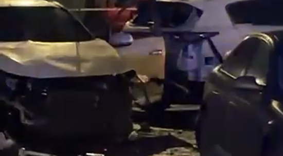 Во дворе жилого дома в Москве произошел взрыв