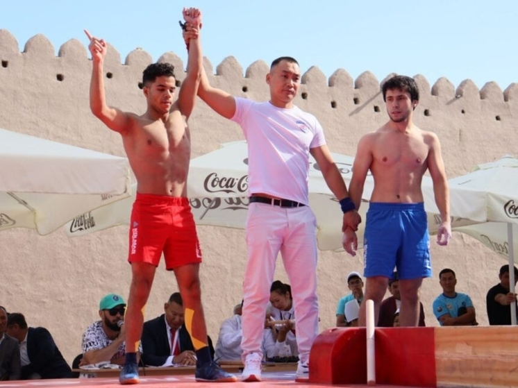 «Кубок Фараона»: Якутский мас-рестлинг покоряет Египет