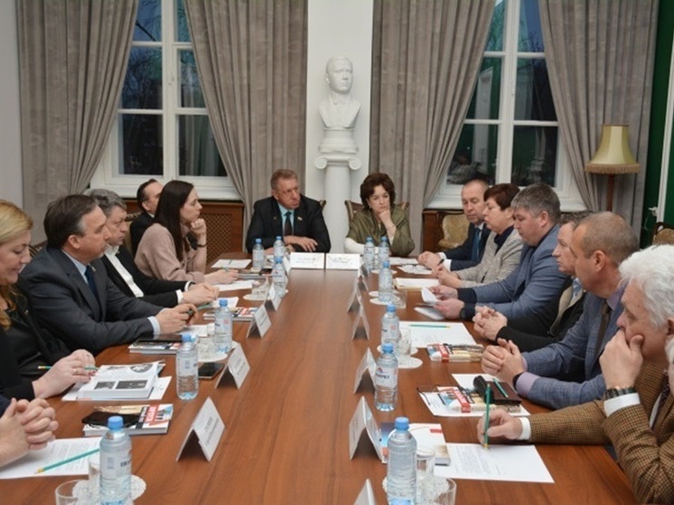 В Вичуге решили судьбу старых спортобъектов