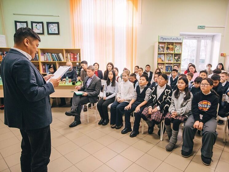 В Улан-Удэ наградили детей-поэтов, пишущих на бурятском языке
