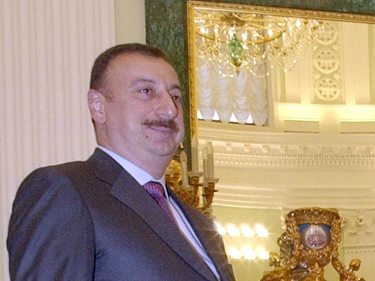 Алиев отказался ехать на саммит СНГ в Петербурге из-за плотного графика