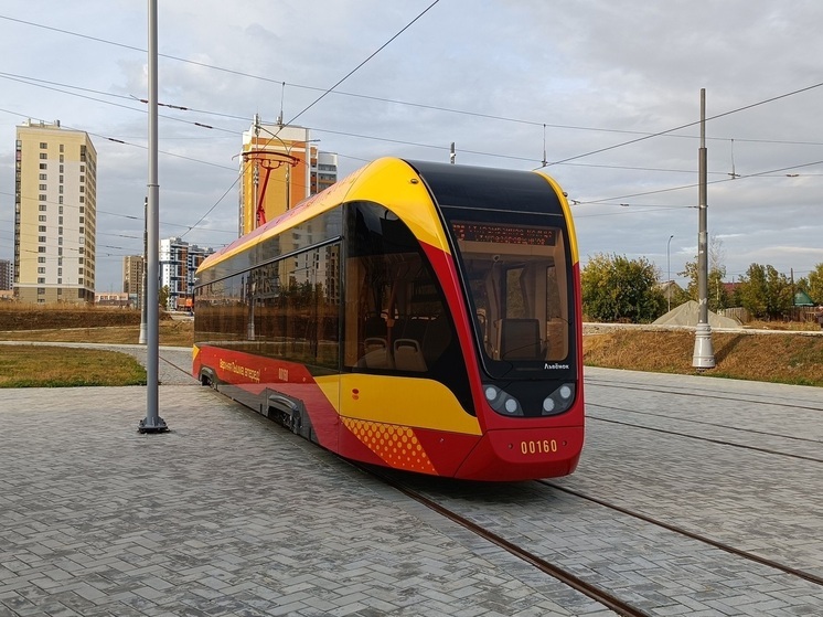 На маршруте Екатеринбург – Верхняя Пышма тестируют «умный» трамвай без водителя