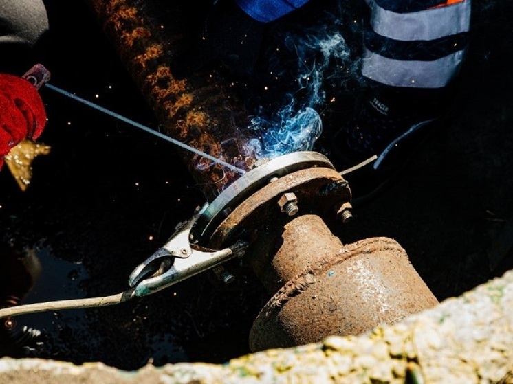 Без воды 22 декабря остались дома в барнаульском поселке Казенная Заимка