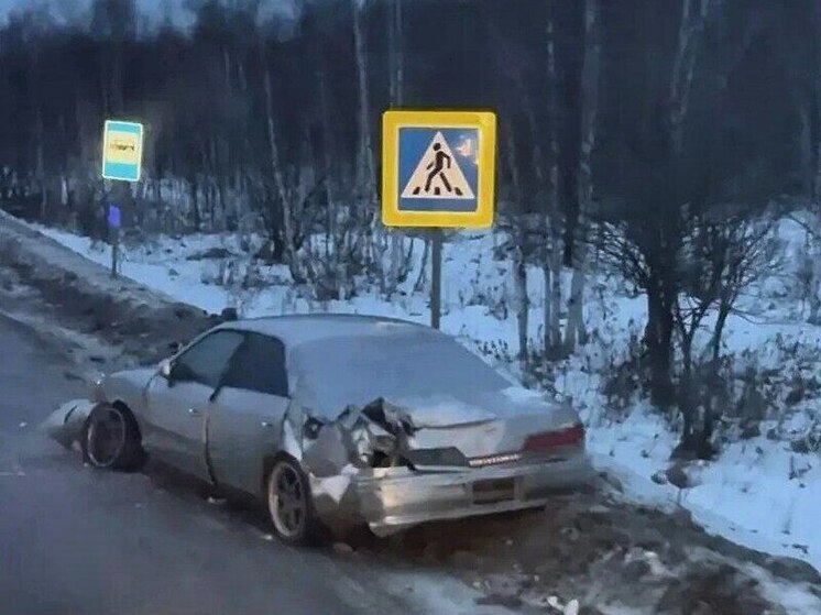 Три автомобиля столкнулись на трассе Долинск-Южно-Сахалинск