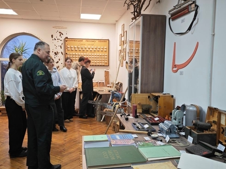 Серпуховские лесничие провели экскурсию для волонтеров