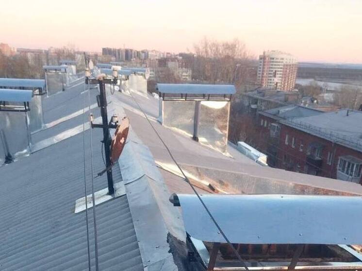 В Иркутске по поручению губернатора ускорили капремонт дома семьи участника СВО