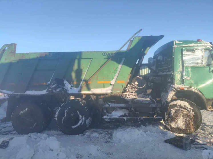 В Каменском районе полиция задержала угонщика грузовика, который устроил аварию