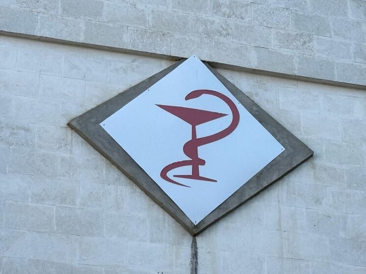 До конца года медучреждения КЧР получат еще 20 единиц оборудования и шесть автомобилей