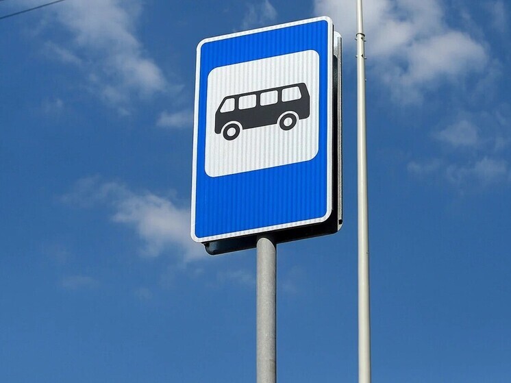 Ивановцы пожаловались на автобусы, которые едут мимо остановки