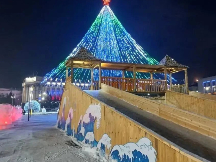 Главную новогоднюю ёлку Улан-Удэ откроют на площади Советов 30 декабря