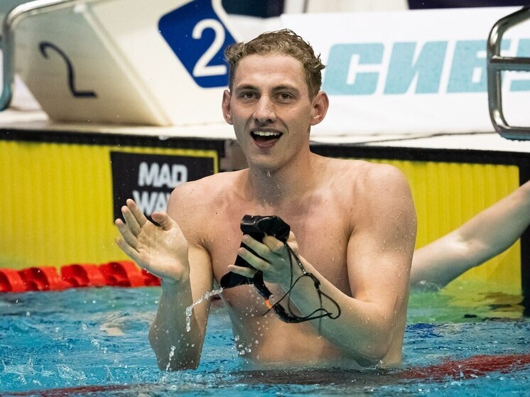 Брянский пловец Илья Бородин завоевал серебро турнира в Санкт-Петербурге