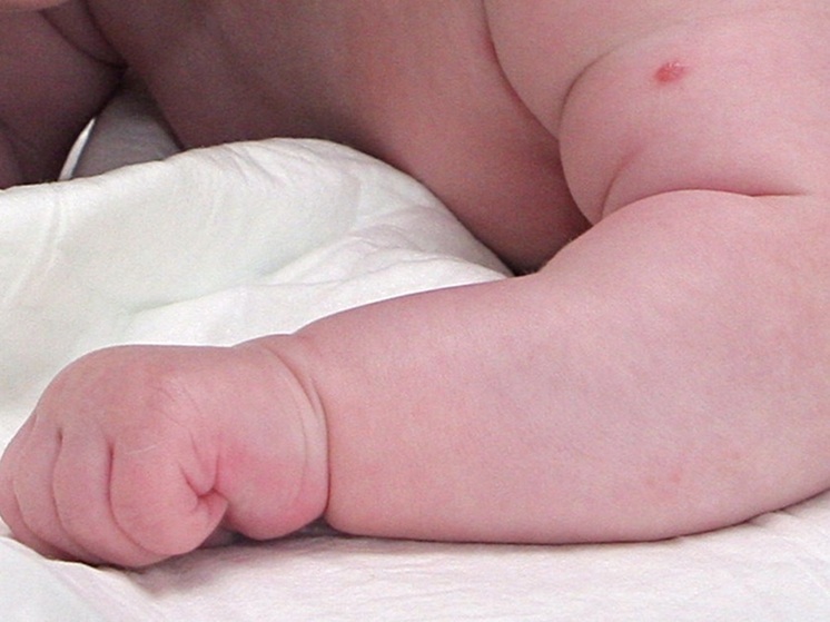 СК: состояние детей из норильской семьи, где умер младенец, стабильно тяжелое