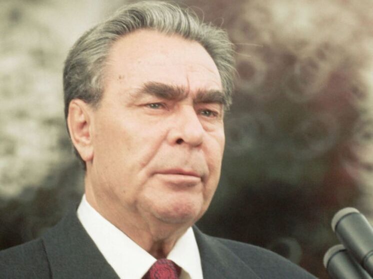 В Курской области начали подготовку к 120-летию генсека Леонида Брежнева