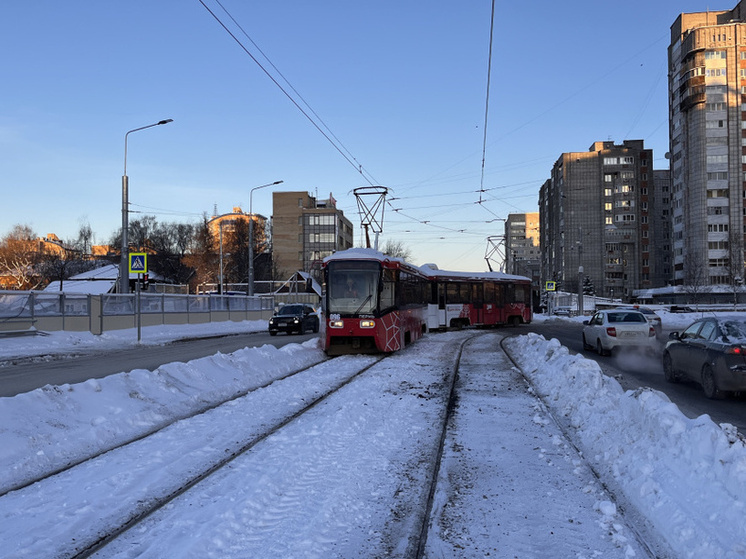 В Перми провели обкатку новых трамвайных путей на улице Крисанова