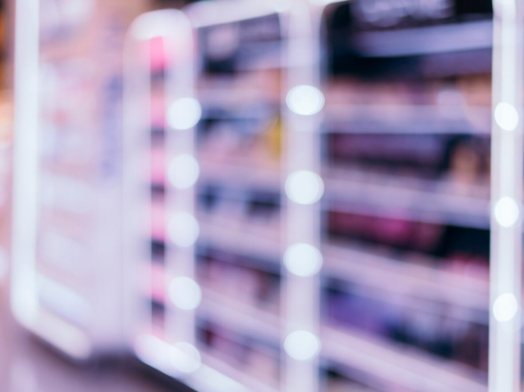 20-летняя девушка обокрала магазин в брянском поселке Любохна