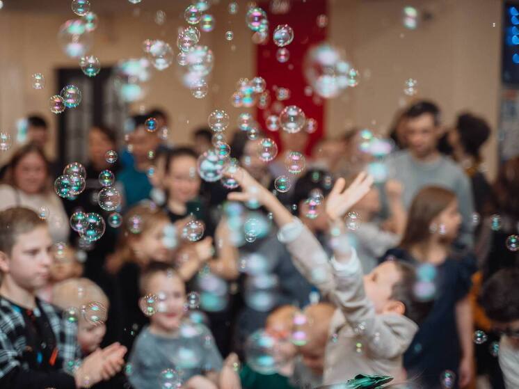 «ДоброЁлку» для детей с ограниченными возможностями здоровья провели в Тосно