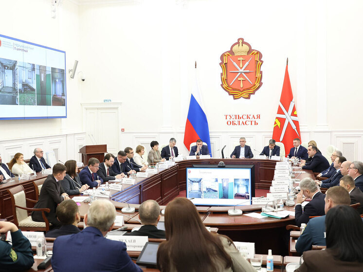  Губернатор Миляев разобрал вопросы жителей на оперативном совещании