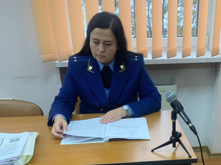 В Озерске учреждение оштрафовали за скрытый наем экс-полицейского