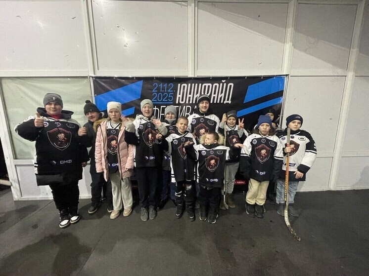 Дебют на льду: команда из ЛНР приняла участие в фестивале следж-хоккея в Ростовской области