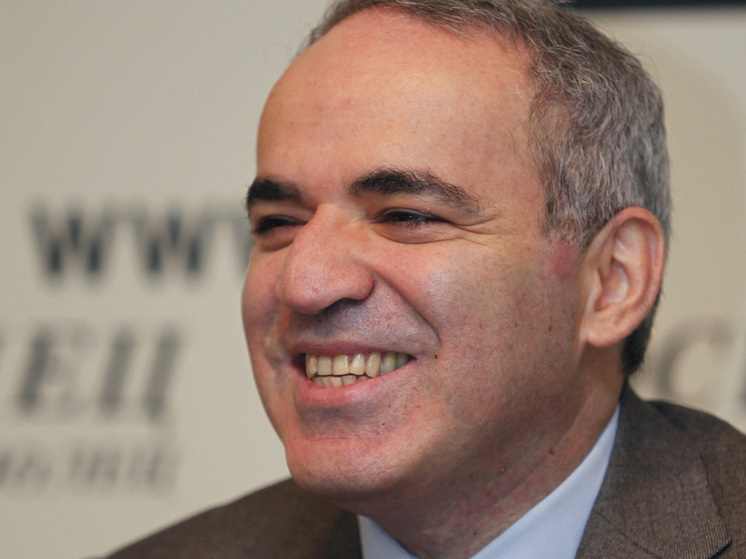 Московский суд рассмотрит запрос следствия о заочном аресте Гарри Каспарова