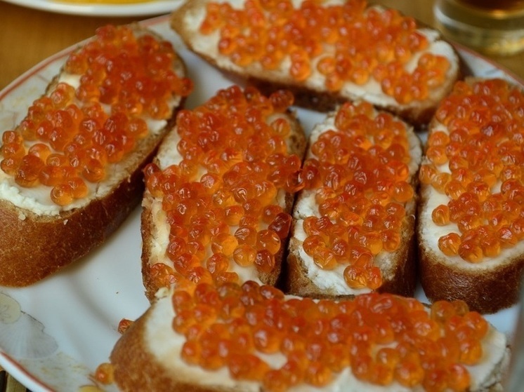 52-летний житель Пензенской области пойман за незаконную торговлю имитированной икры в Сочи