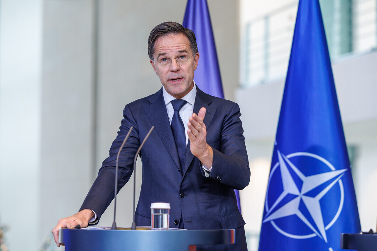 Newsweek: НАТО надо научиться реагировать на гибридные атаки