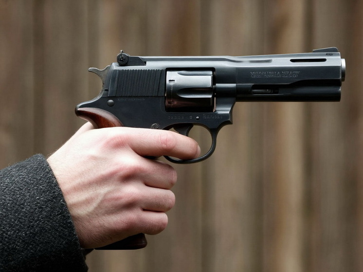 В Петербурге неизвестный пытался выстрелить из ружья в блогера Антона Хорошего