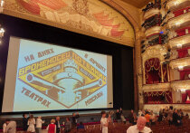 21 декабря на Исторической сцене Большого театра состоялся показ фильма «Броненосец «Потемкин» Сергея Эйзенштейна в сопровождении Симфонического оркестра Большого театра под руководством дирижера Олега Худякова