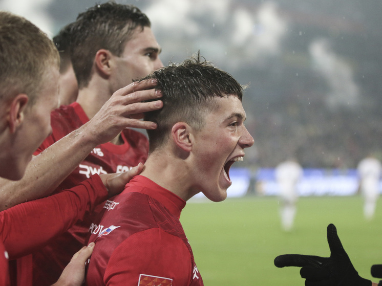 Футболист едва не лишился глаз из-за фейерверка в республике Коми