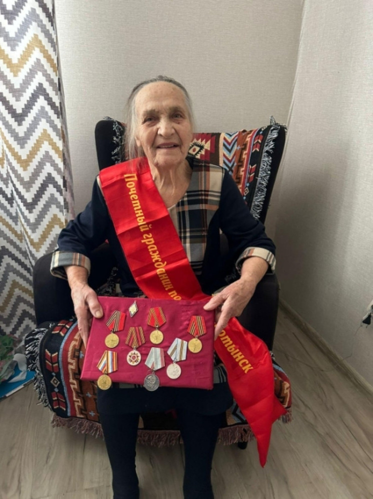 В Калужской области Заслуженный учитель отметила 97-летие