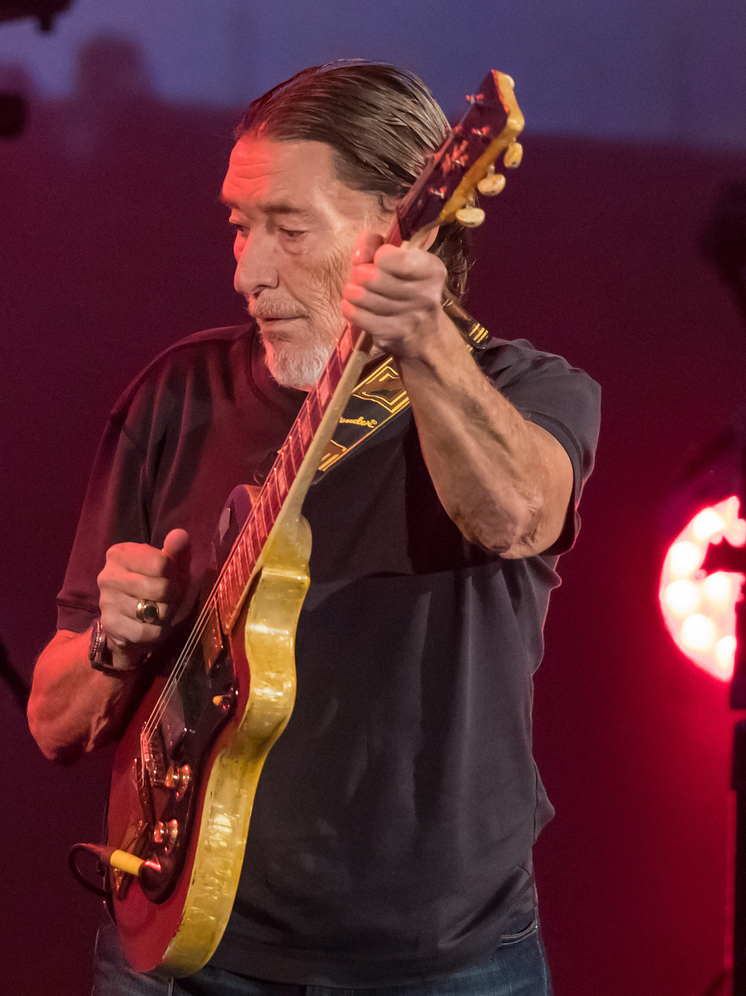 Крис Ри умер в возрасте 74 лет после непродолжительной болезни