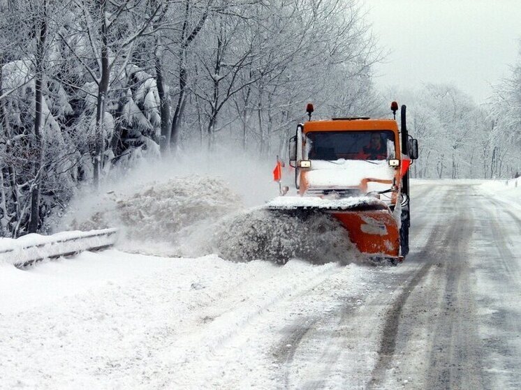 Орловские дороги зимой от снега будут убирать 260 единиц спецтехники