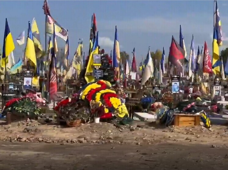 Times: во Львове на военном кладбище закончилась земля