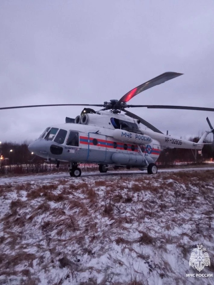 Вертолет МЧС экстренно доставил пациента в Тверь