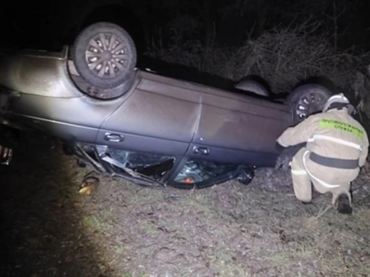 Водитель погиб, врезавшись в дорожный знак на трассе под Курском
