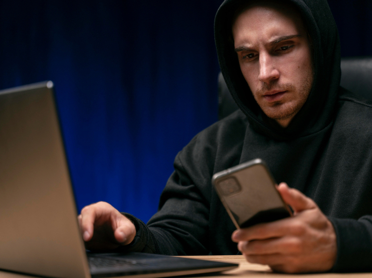 Депутат Илья Зайцев предупредил красноярцев о новой волне мошеннических писем от имени «Работы России»