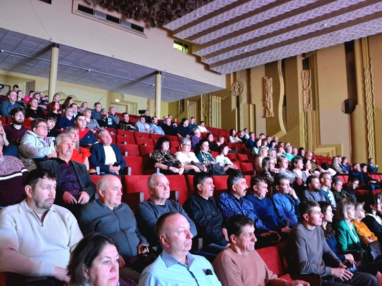 В столице Орловской области чествовали энергетиков