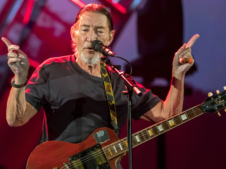 Легенда рока Крис Ри умер в возрасте 74 лет