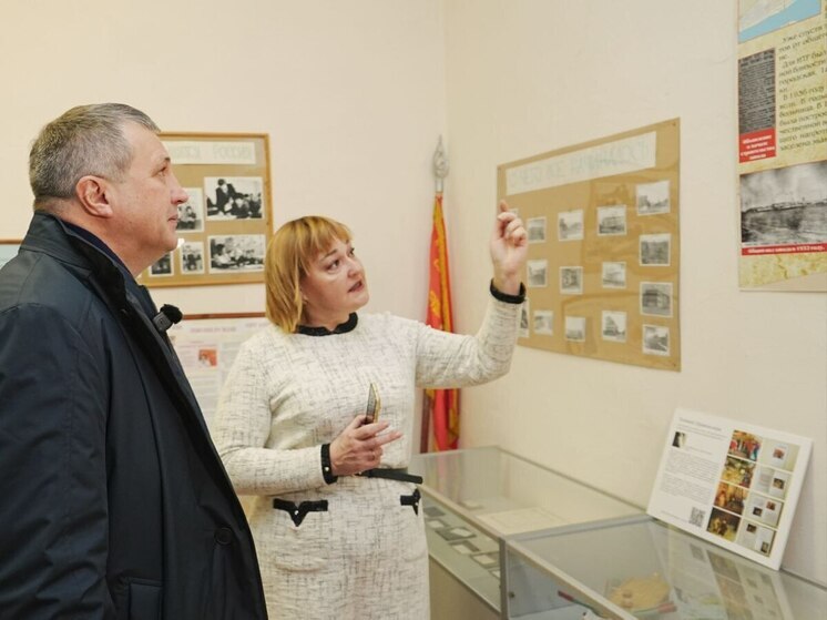 Мэр Самары поручил решить проблему с отоплением в школе поселка Толевый