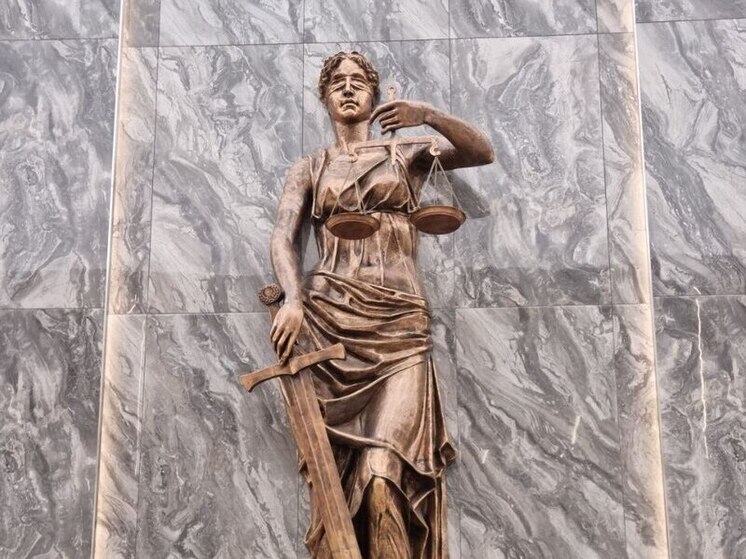 Суд Петербурга встал на сторону боксера Бивола в споре с его экс-женой